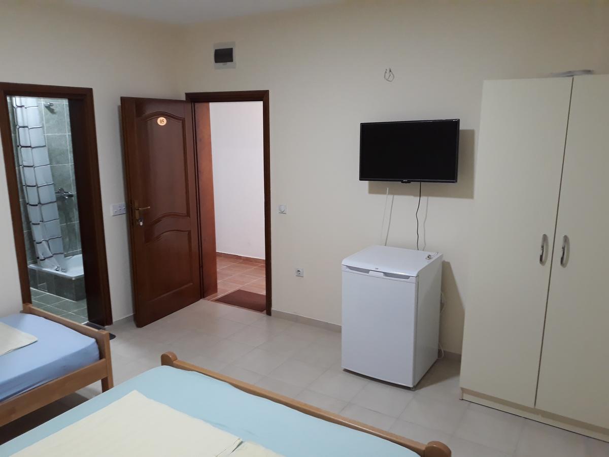 Korac Apartments 乌尔齐尼 外观 照片