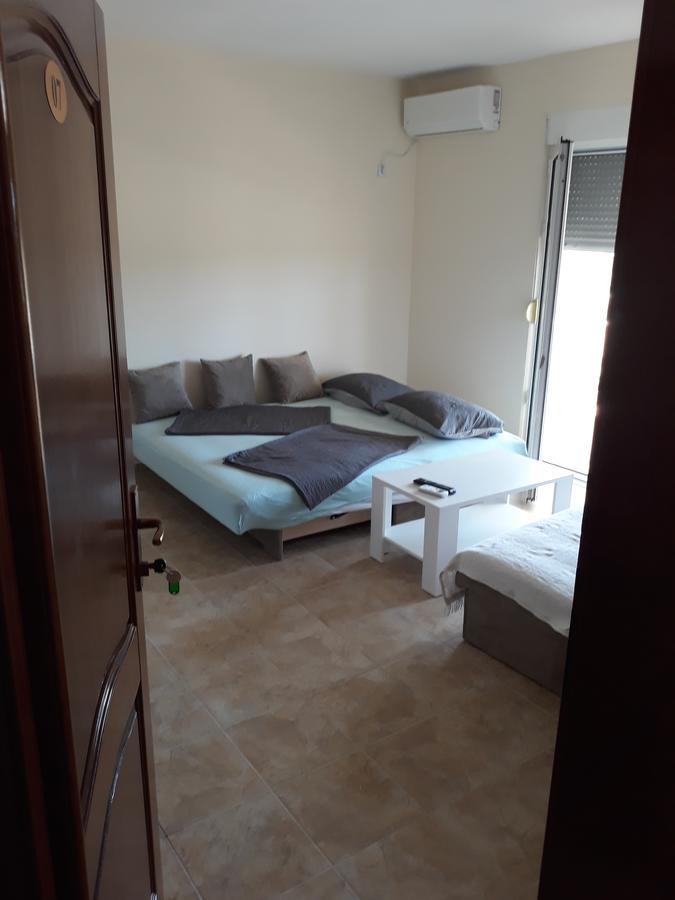 Korac Apartments 乌尔齐尼 外观 照片