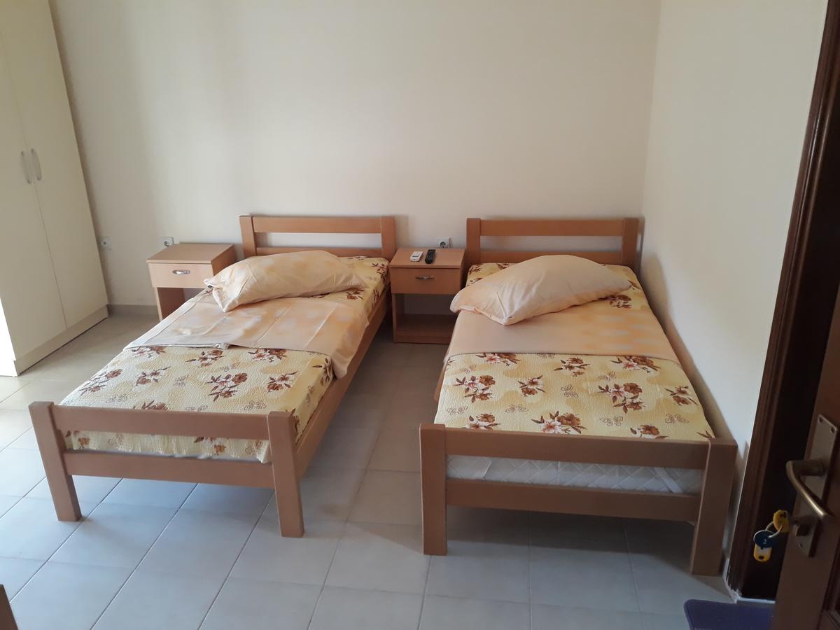 Korac Apartments 乌尔齐尼 外观 照片
