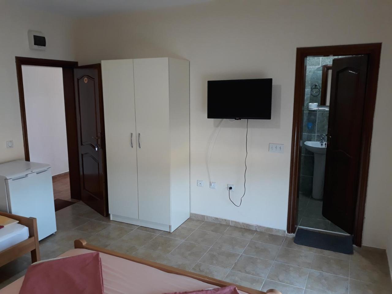 Korac Apartments 乌尔齐尼 外观 照片